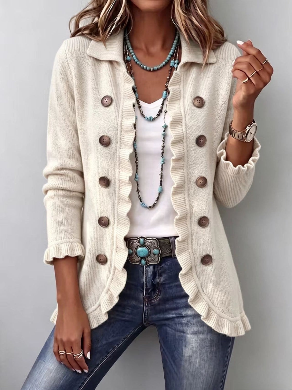 Adeline | Gerippte Strickjacke mit Rüschen