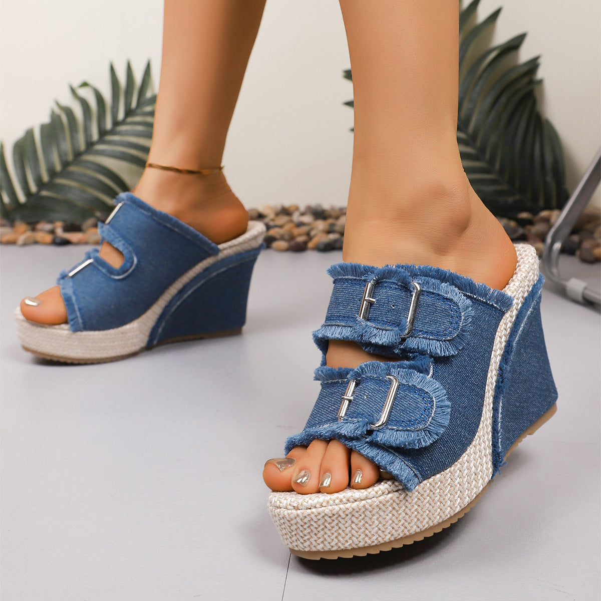 Elara | Keilsandalen in Denim-Optik