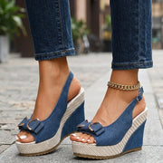 Celeste | Keilsandalen mit Schleife in Denim-Optik