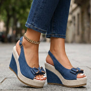Celeste | Keilsandalen mit Schleife in Denim-Optik
