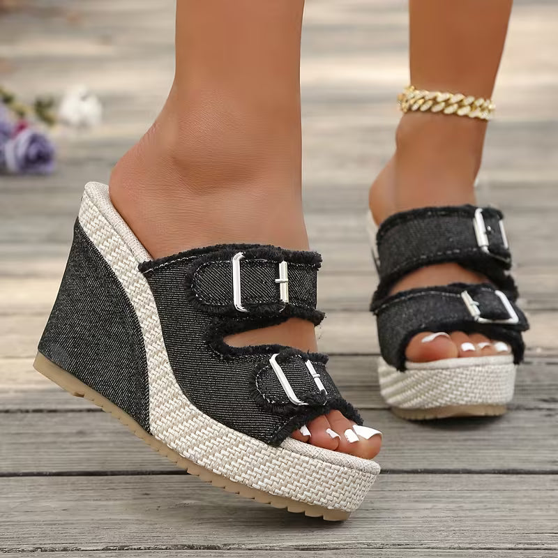 Elara | Keilsandalen in Denim-Optik