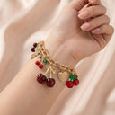 Red | Armband mit Kirschanhänger