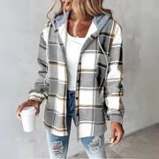 Sara | Kuschelige Knopfjacke