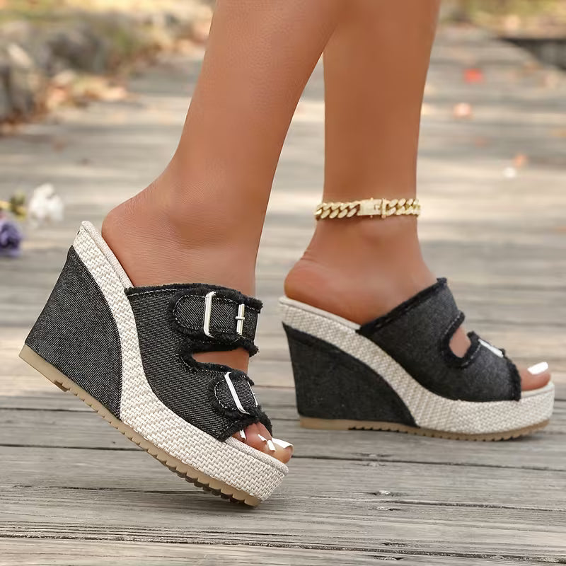 Elara | Keilsandalen in Denim-Optik