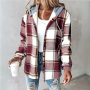 Sara | Kuschelige Knopfjacke