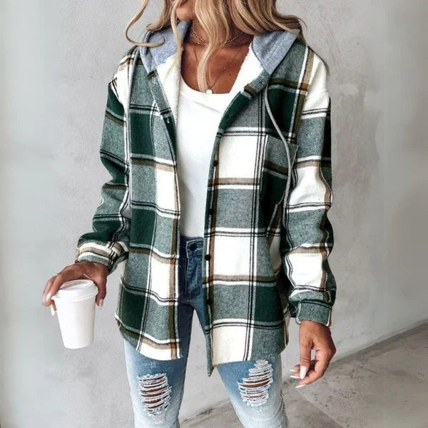 Sara | Kuschelige Knopfjacke