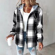 Sara | Kuschelige Knopfjacke