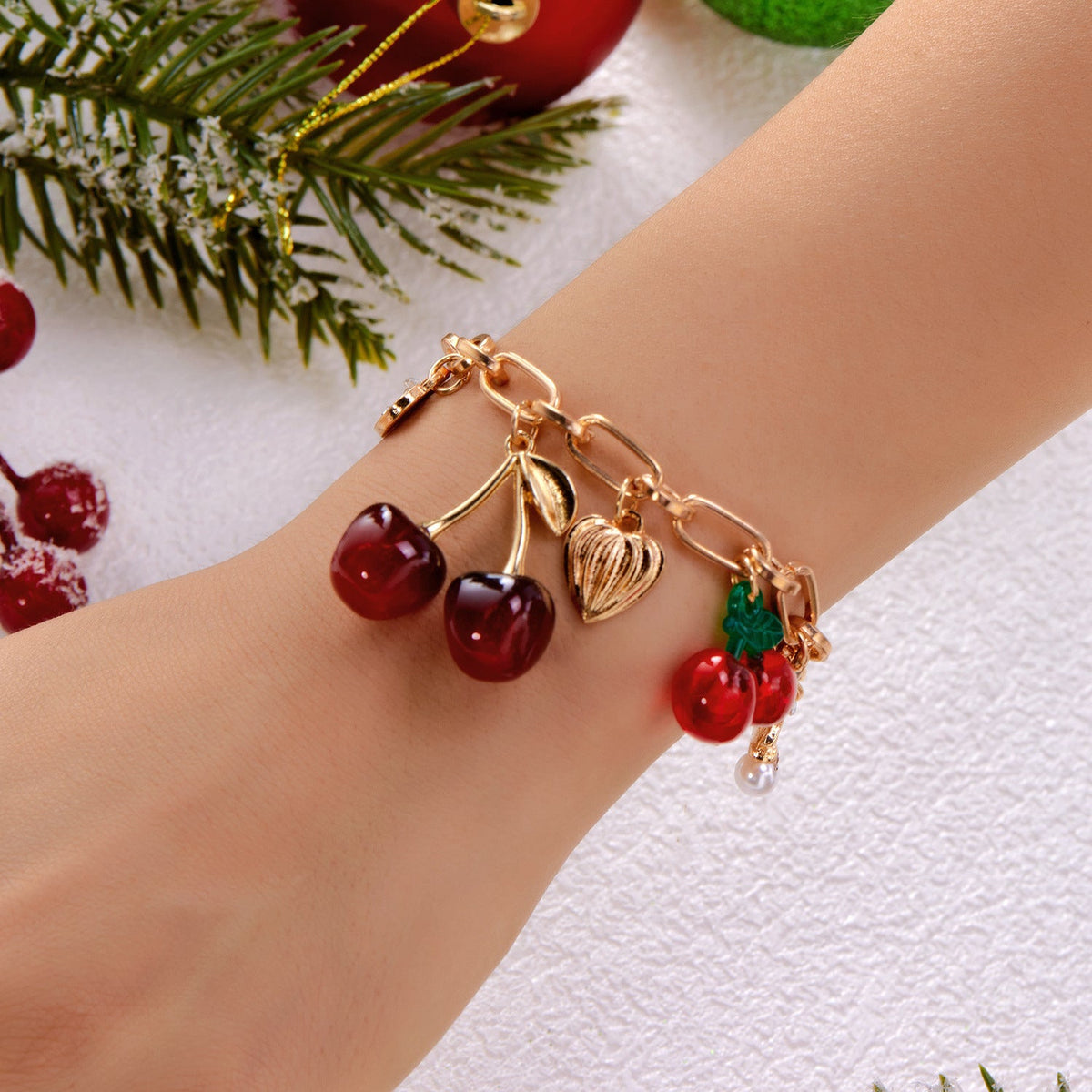 Red | Armband mit Kirschanhänger