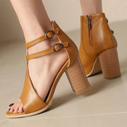 Ava | Peeptoe-Pumps mit Blockabsatz