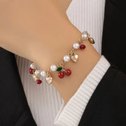 Blossom | Perlenarmband mit Blütendetail