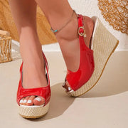 Breeze | Leichte Plateausandalen