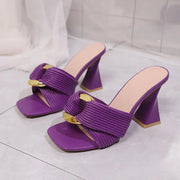 Aura | Sandalen mit Zehensteg